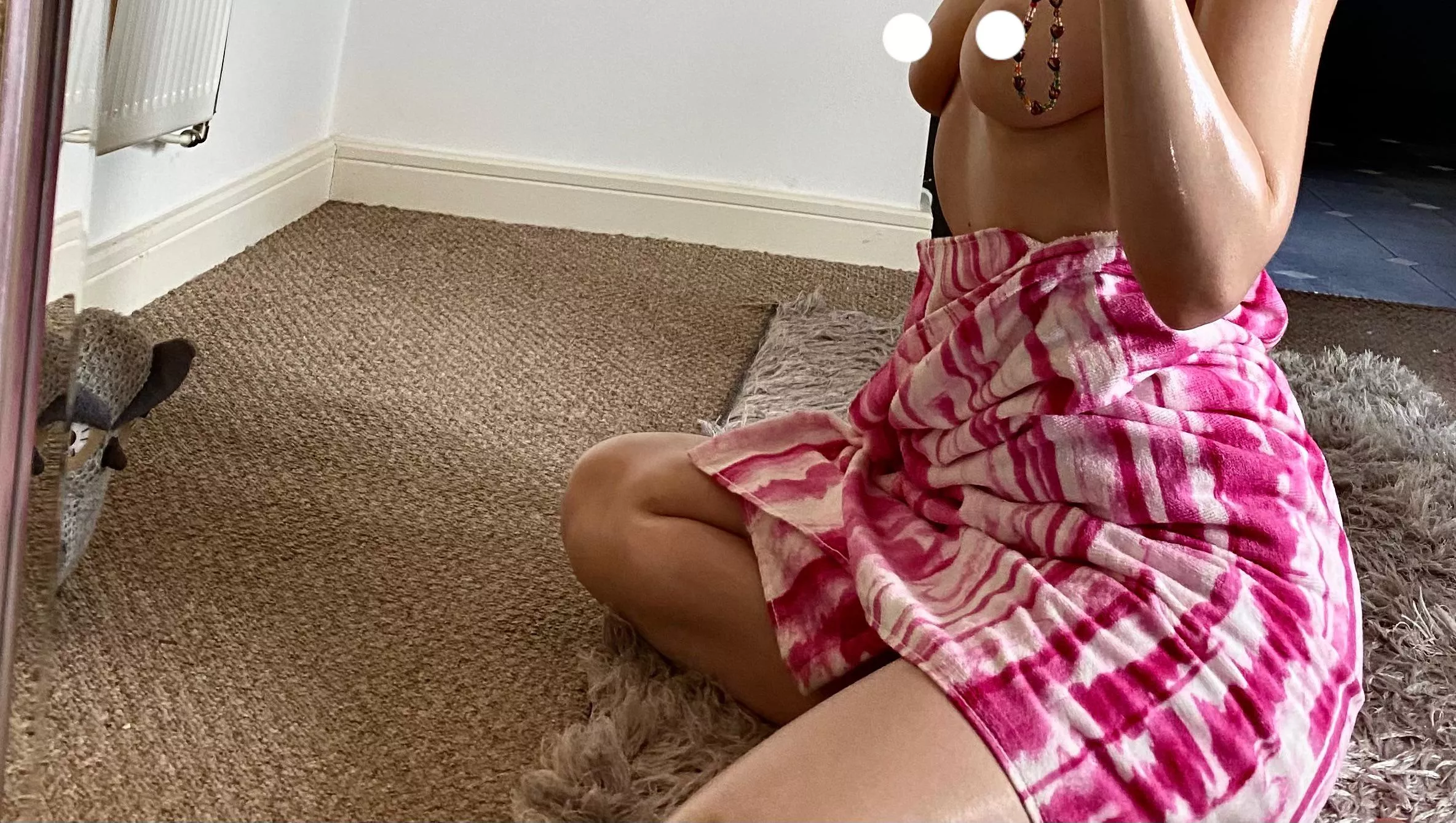 I’m 19😇 my onlyfans subscription is free! Come say hi ❤️ link in the comments❤️