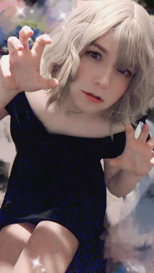 Just got back from my trip and I'm tired af, it's also September so I'm ready for spooky season. Are you a Halloween enjoyer