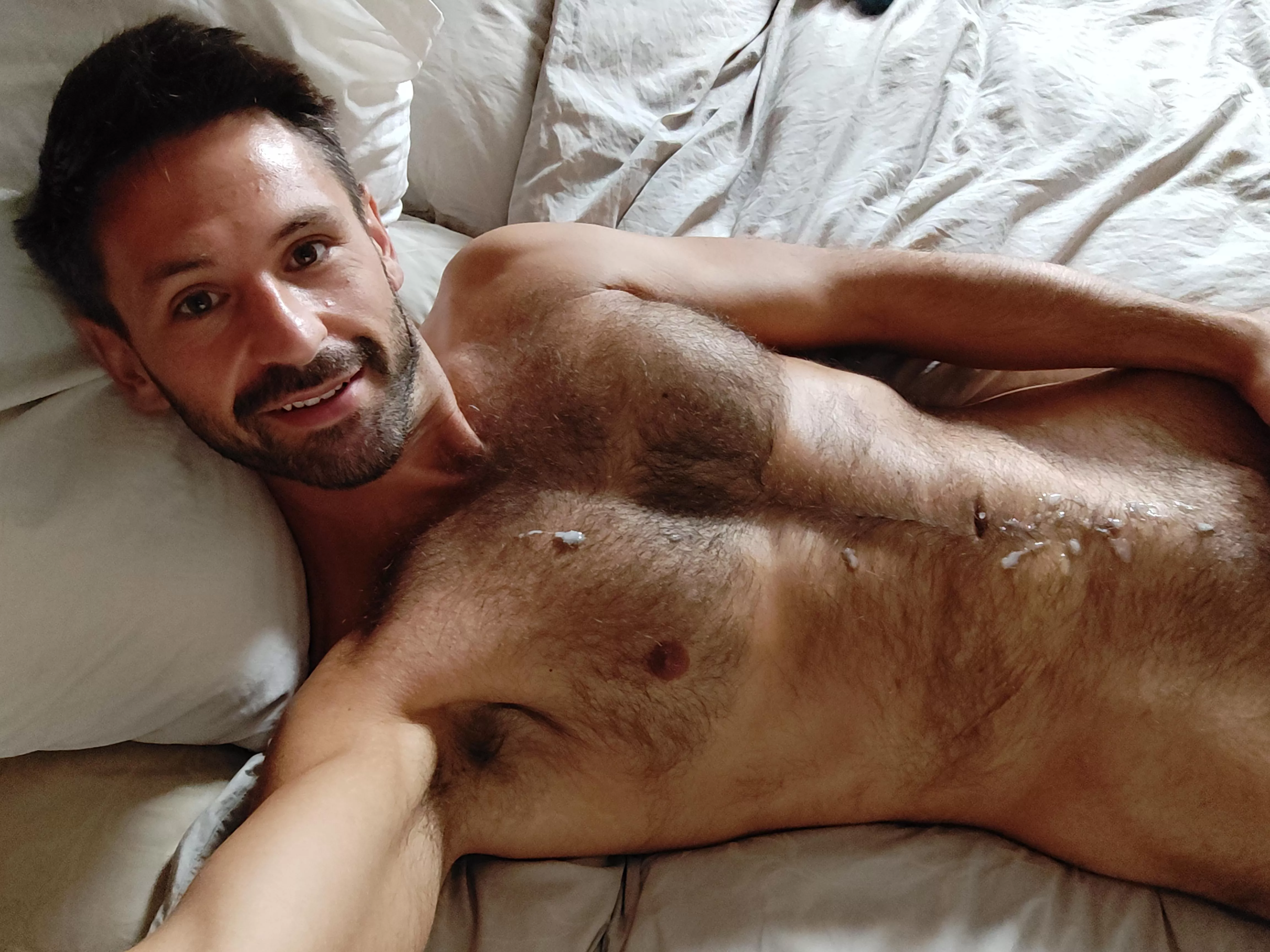 made a mess on my chest this morning 😏