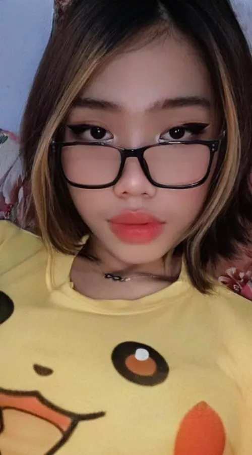 Make me your waifuuuuu 👅