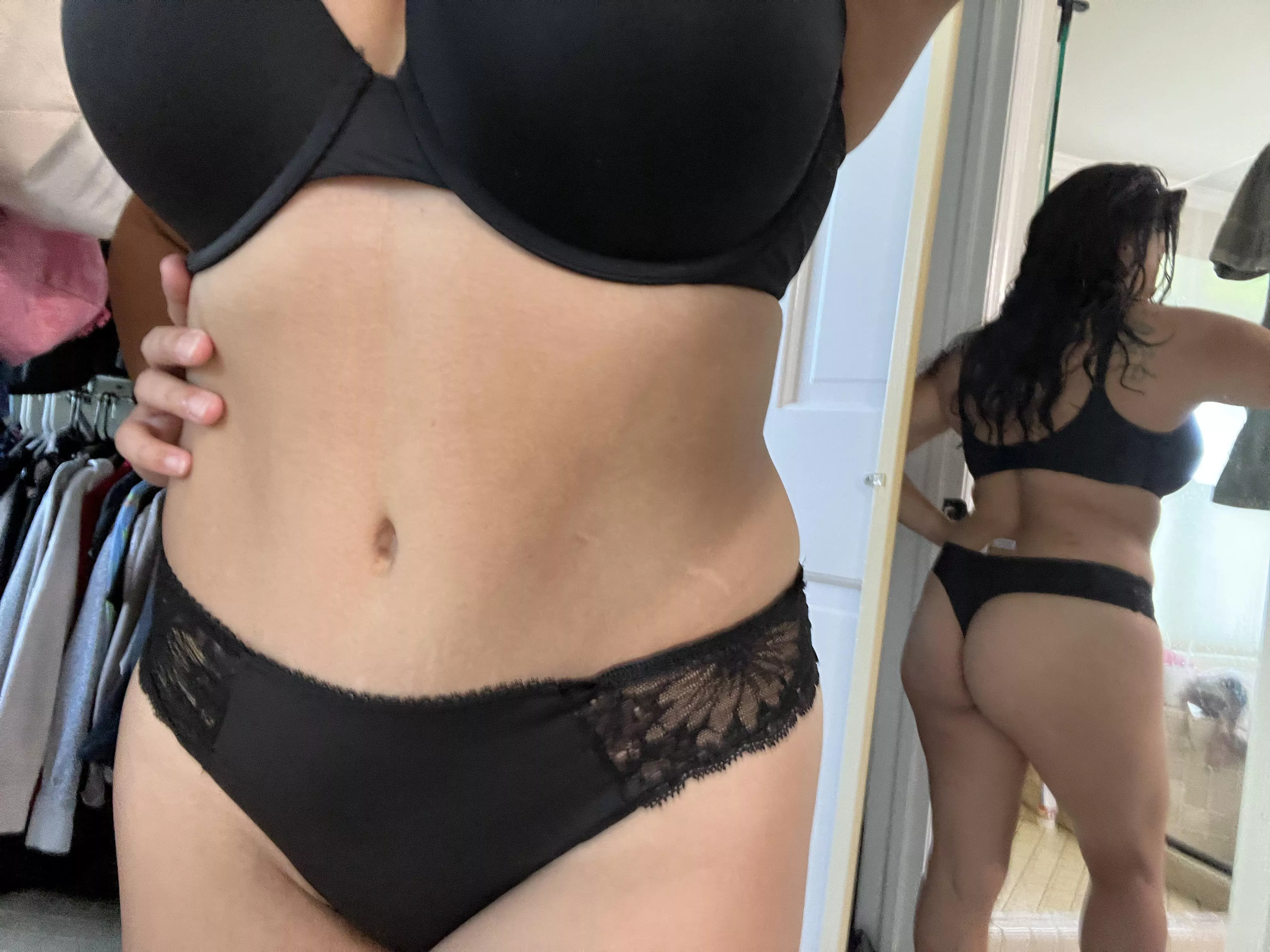 New panties and bra! You guys like?! 42F Latina