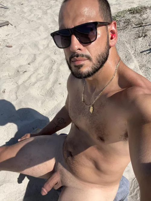 Nude beach Tuesdays (37) Need hands to put sun lotion on …