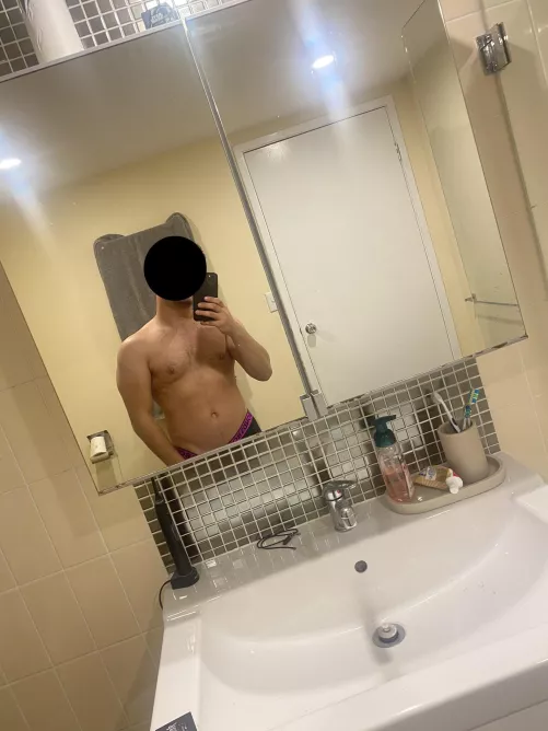 Very half assed but we’re loving posting here 😉