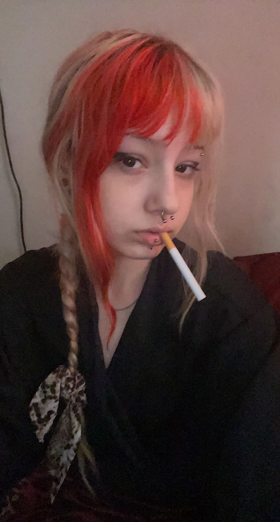 Goodmorning simps! I’ll be recording my first cig of the morning, approach to purchase