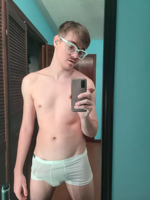 got new gaming glasses. what do you think?