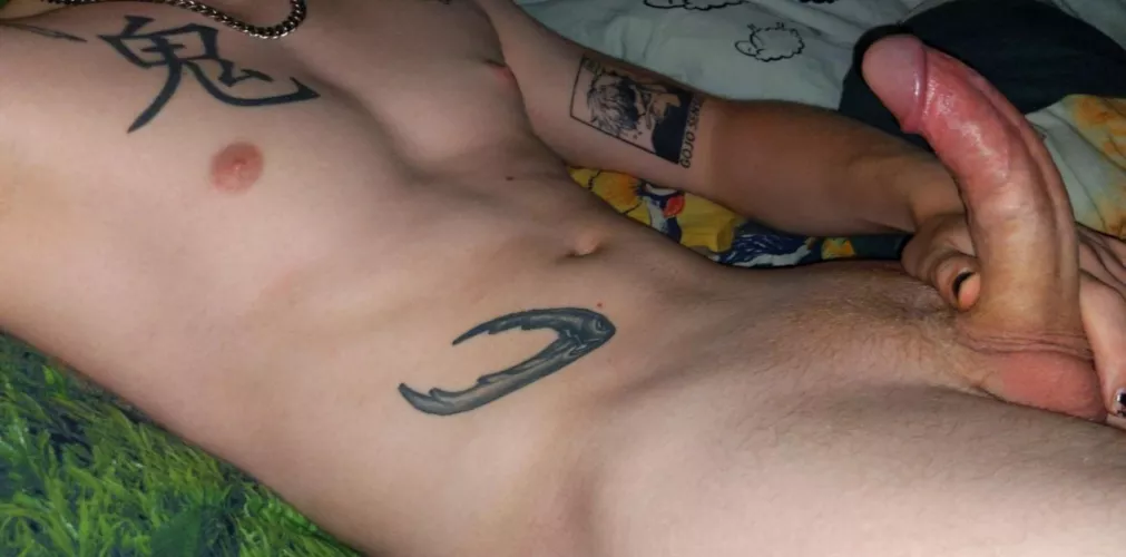 I'm a big fan of eating ass, want me to eat yours?