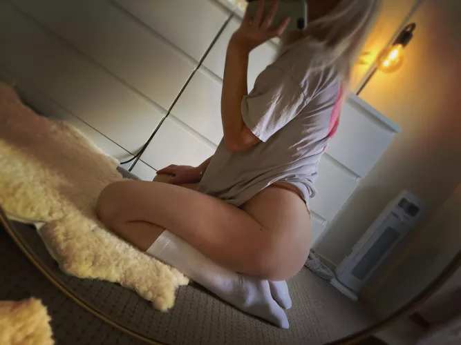 I’m bored.. entertain me 💕