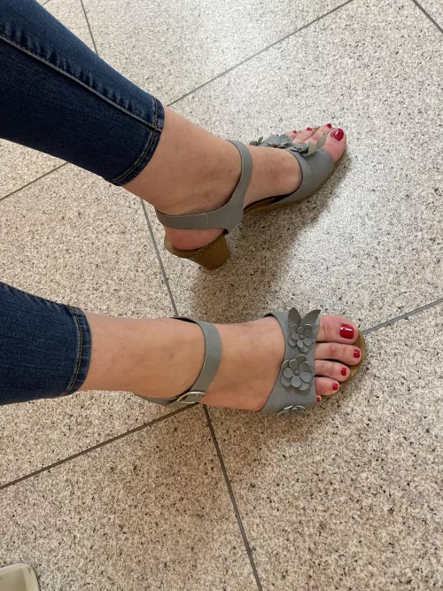 My favorite toe peep heels