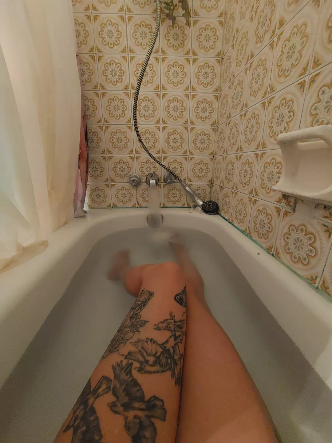 My office for tonight 💦💦💦