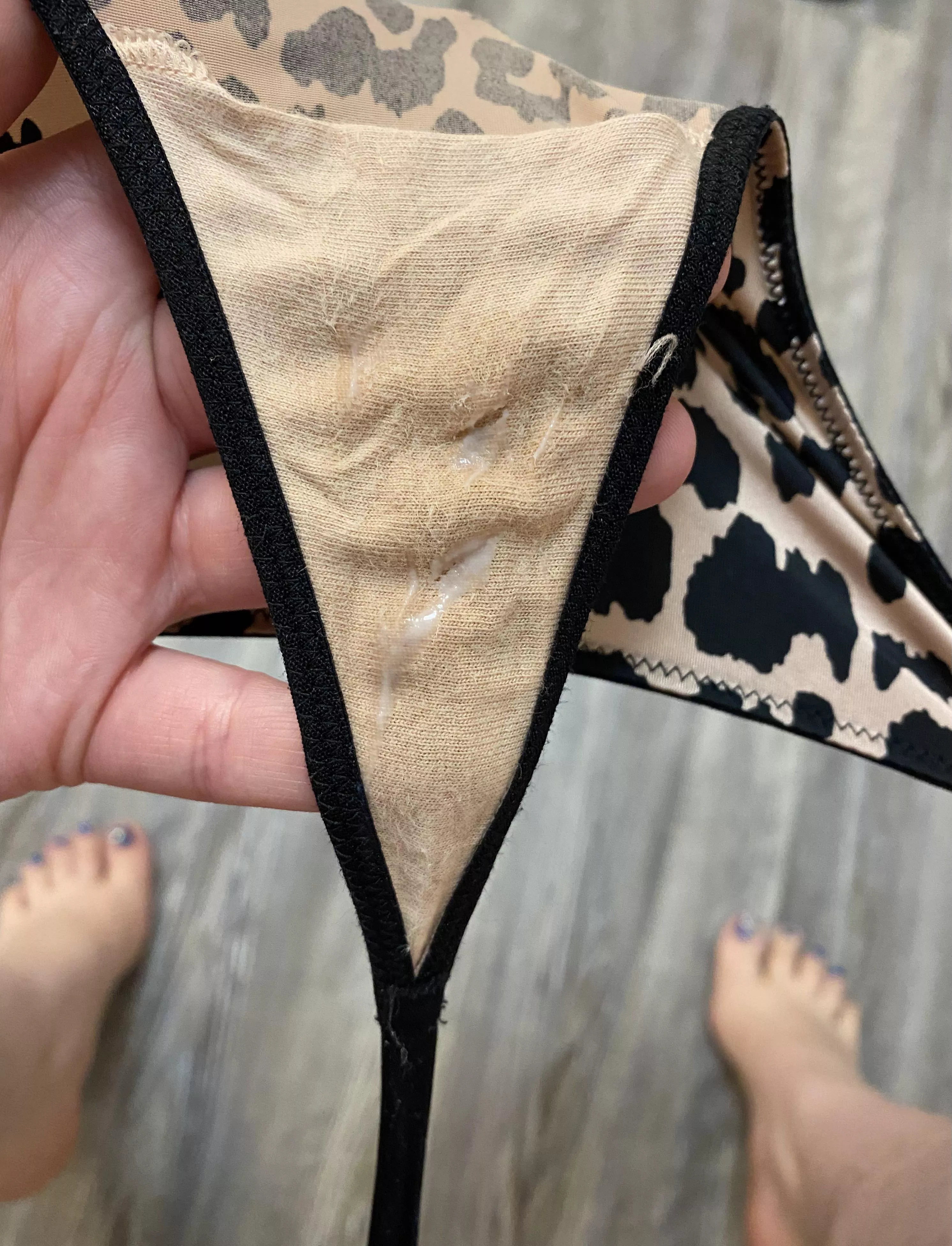 [Selling] you know I’m horny when the flood gates start to open 💦