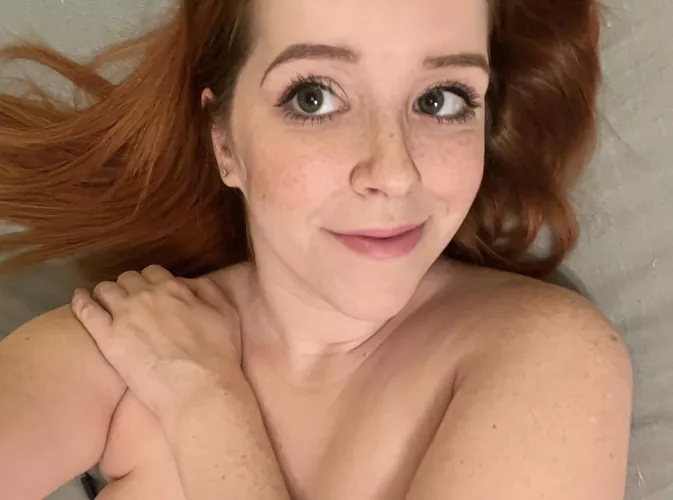 Team no sleep… anyone willing to give me sympathy and snuggles? And maybe caffeine 😂