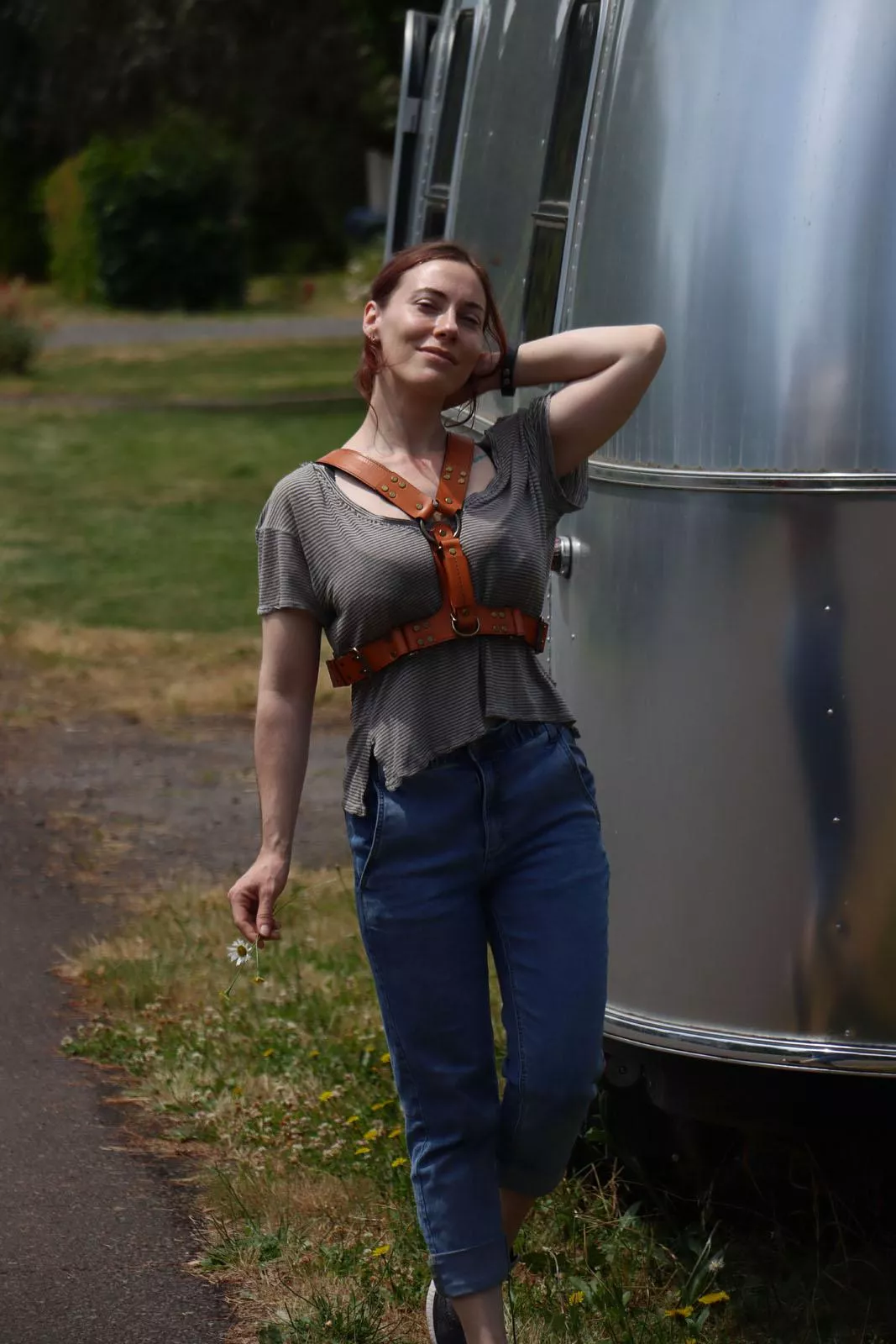 wearing a leather harness over everyday clothes ✨️💖