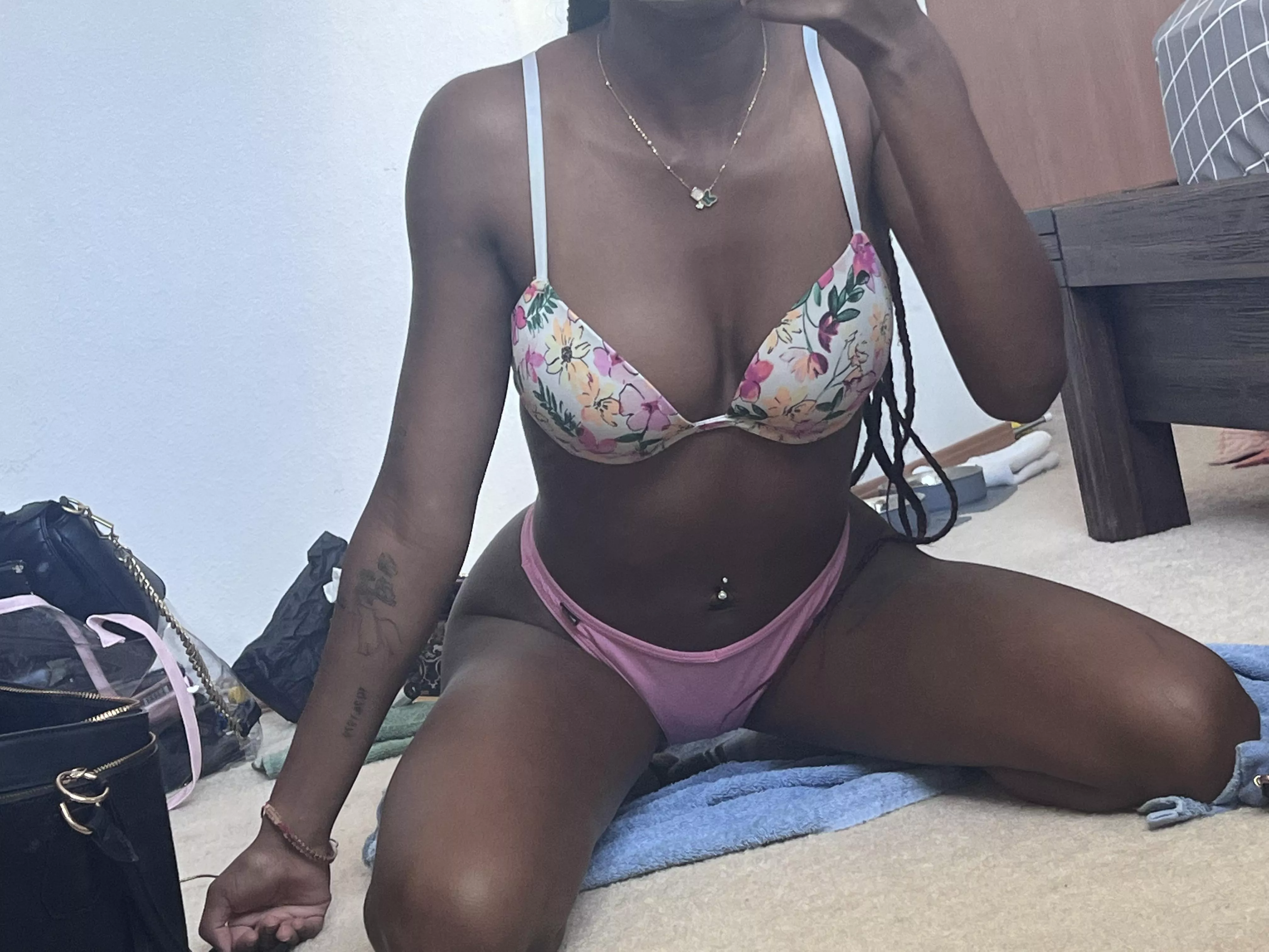 Who doesn’t love a new matching bra and panty set?