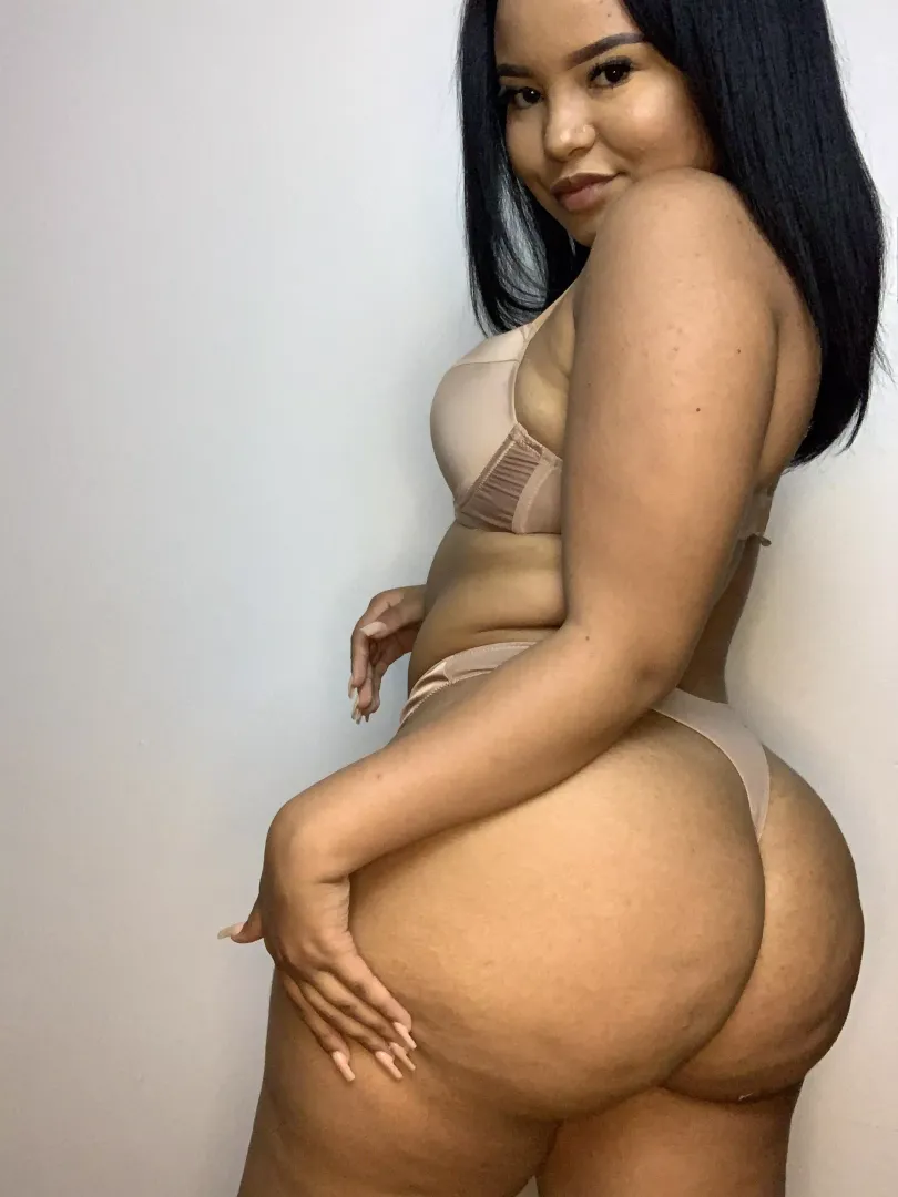 Will you let me spread my cheeks and sit where I belong ?