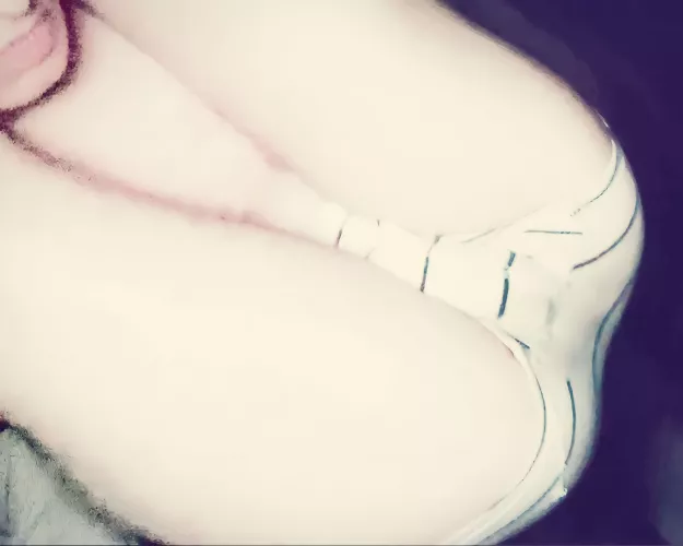 Folding myself in my anime school girl panties 😁 (Sorry for bad quality)