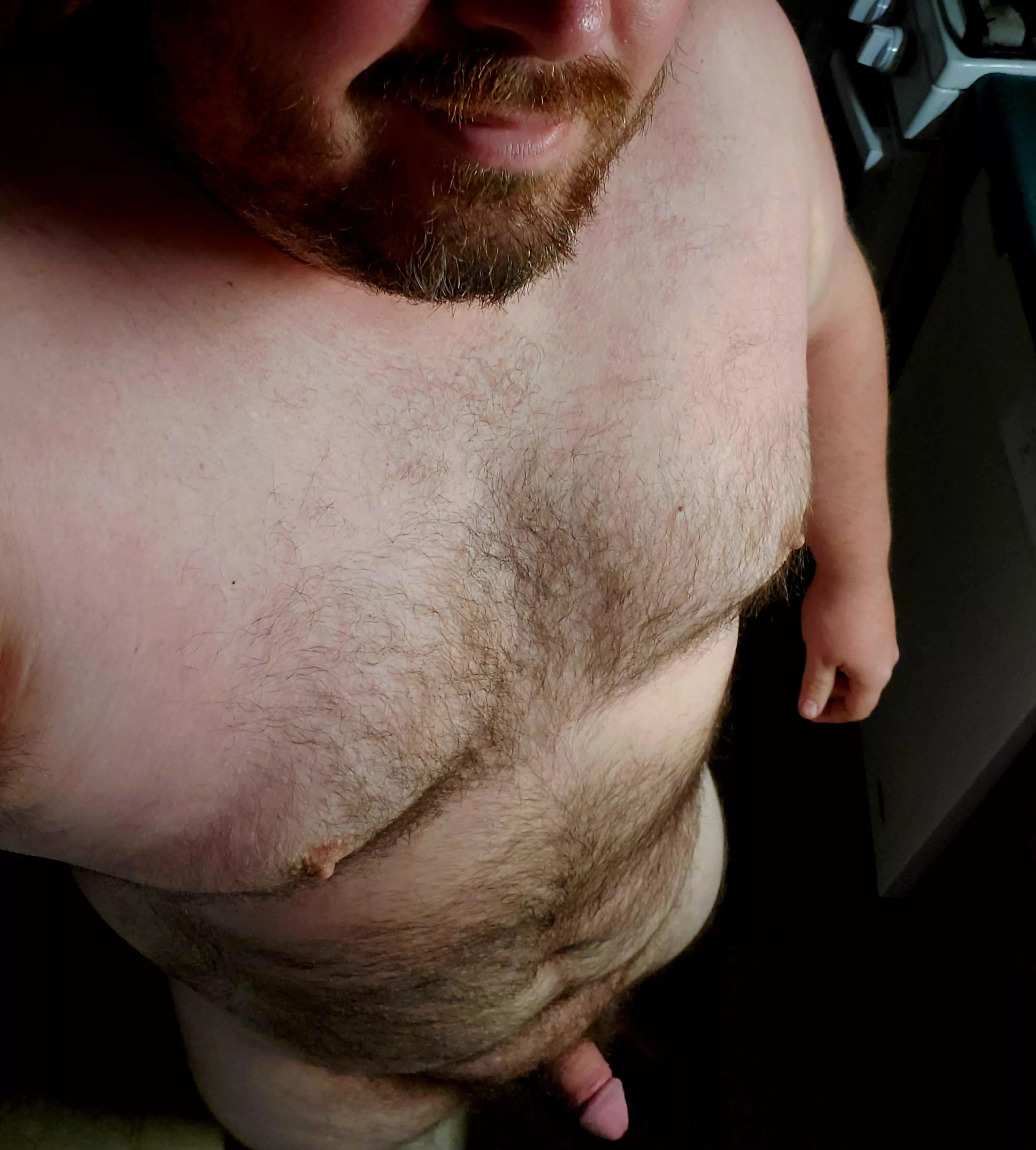 Had to shave the beard but thankfully it's already coming back. Have an awesome day 🤙