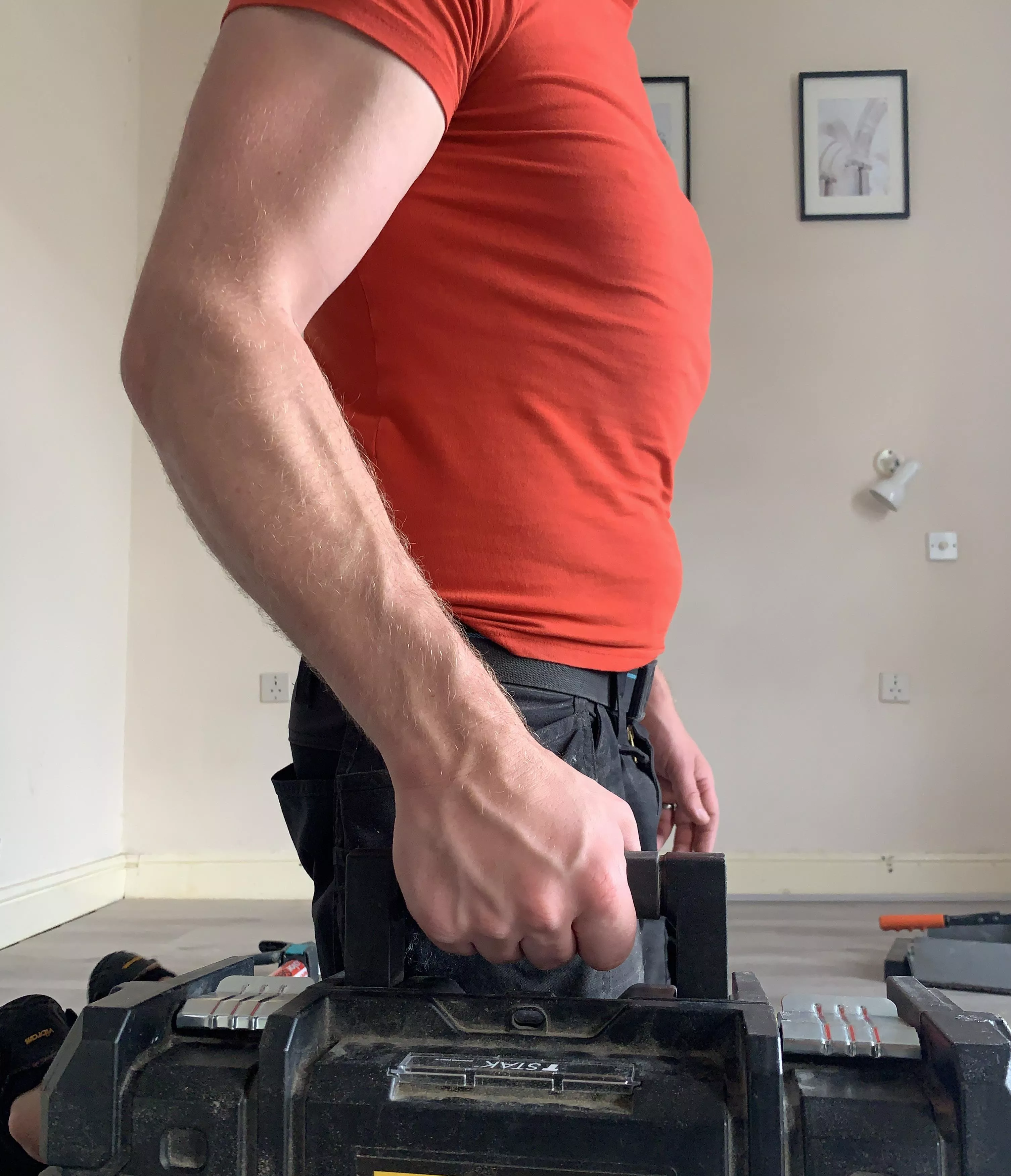 I’m all finished. How are you paying?