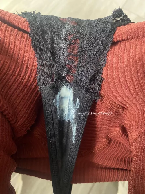 [SELLING] Creamy used panties. Add ons available. Free UK shipping. DM for more info!