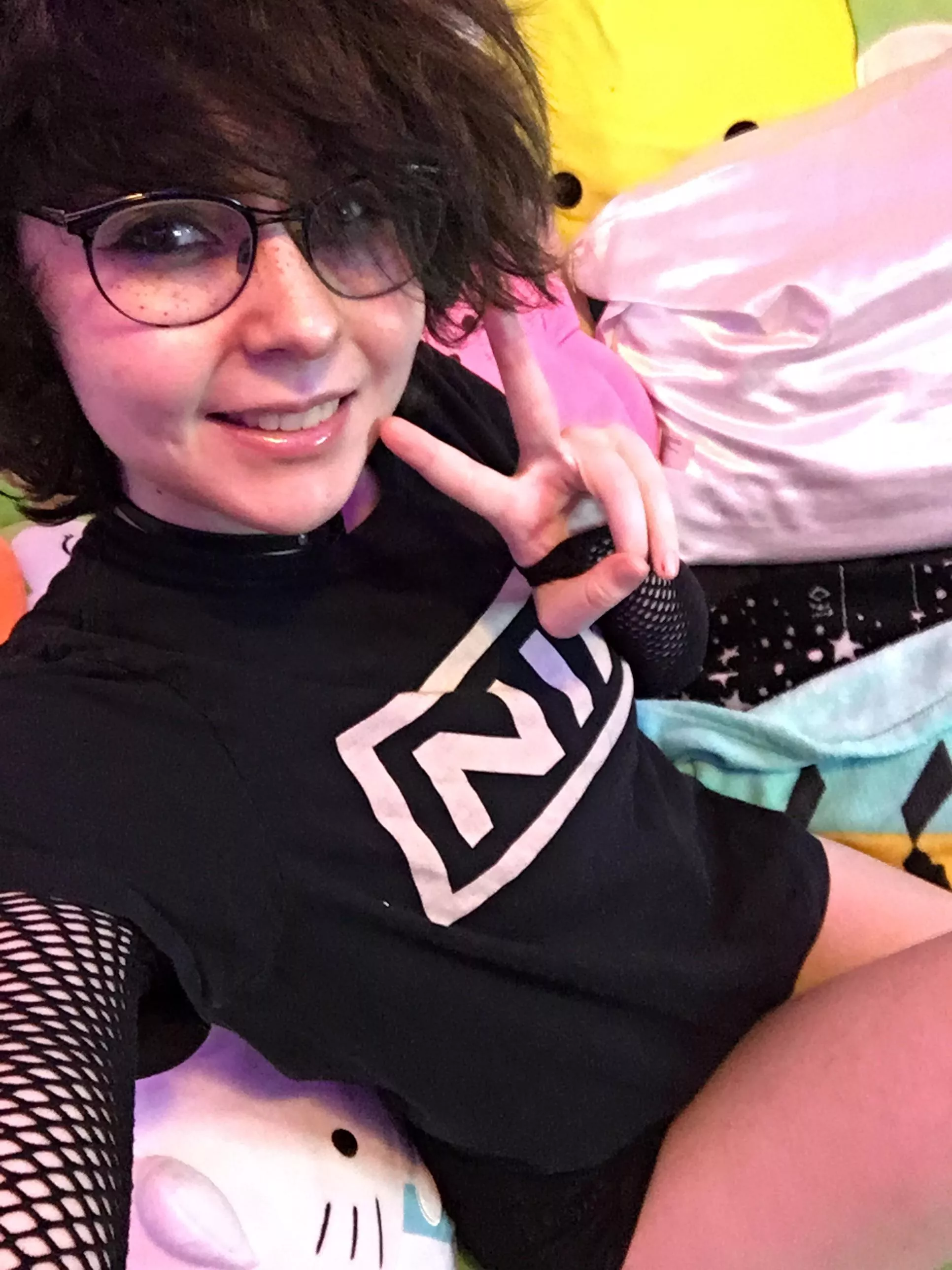 Any other femboys like NIN?