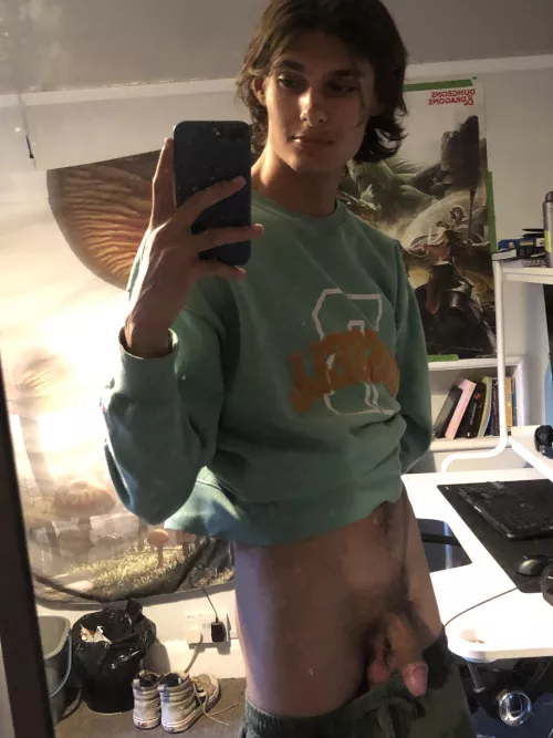 Anyone want a gamer boyfriend?