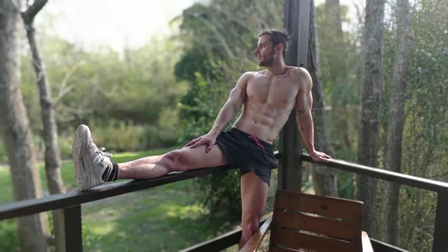 Chilling in the woods (33)