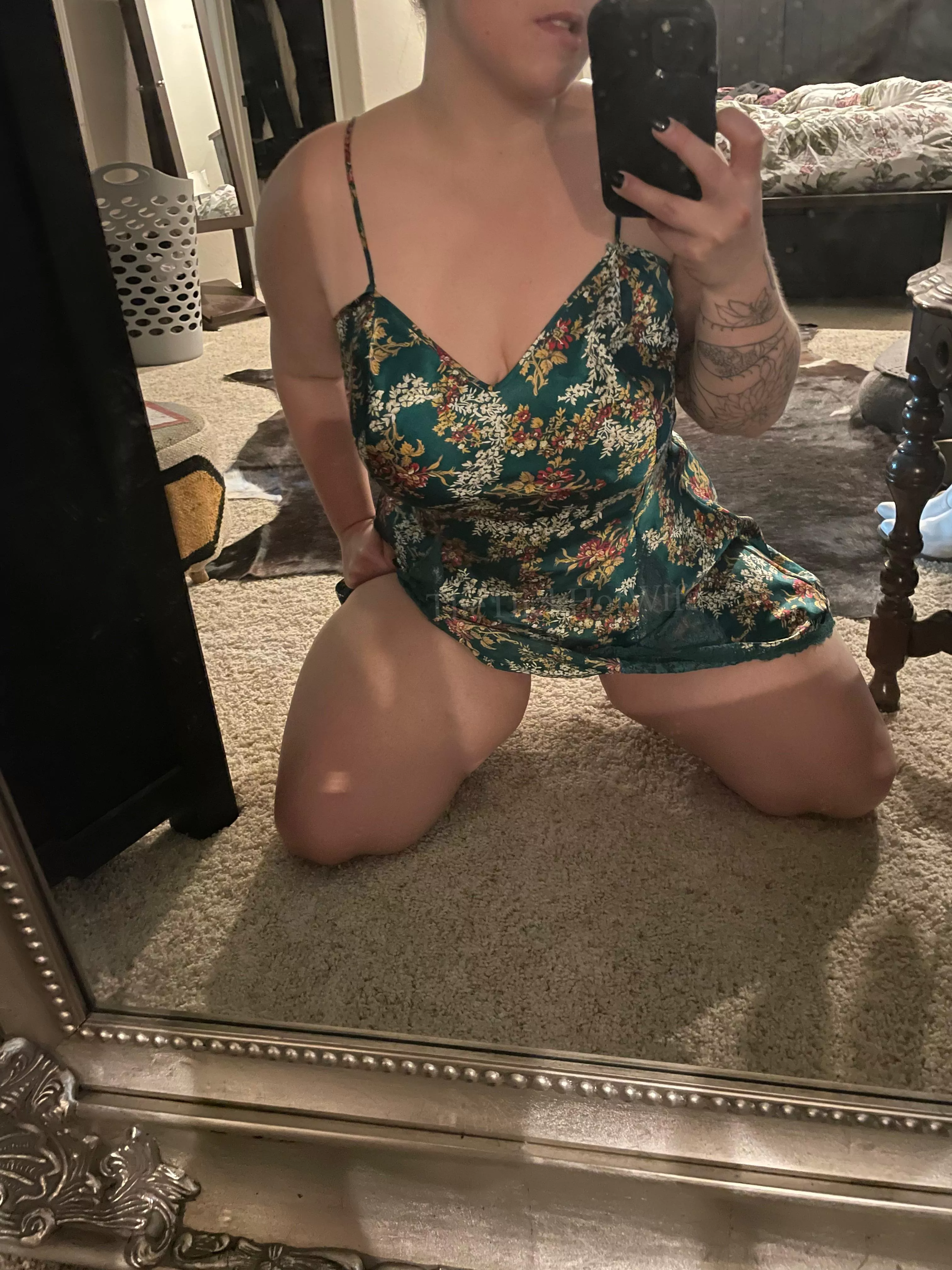 Come rip this nightie off please