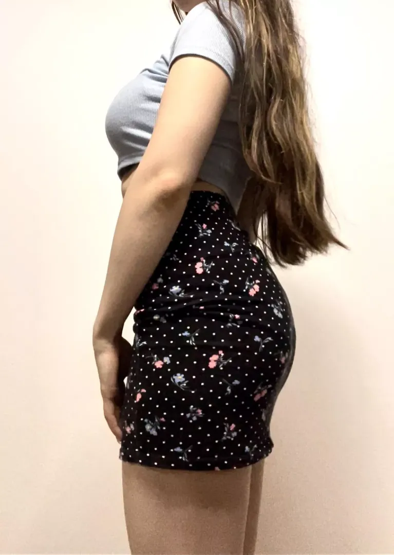 Comment if u would like to have some fun with me