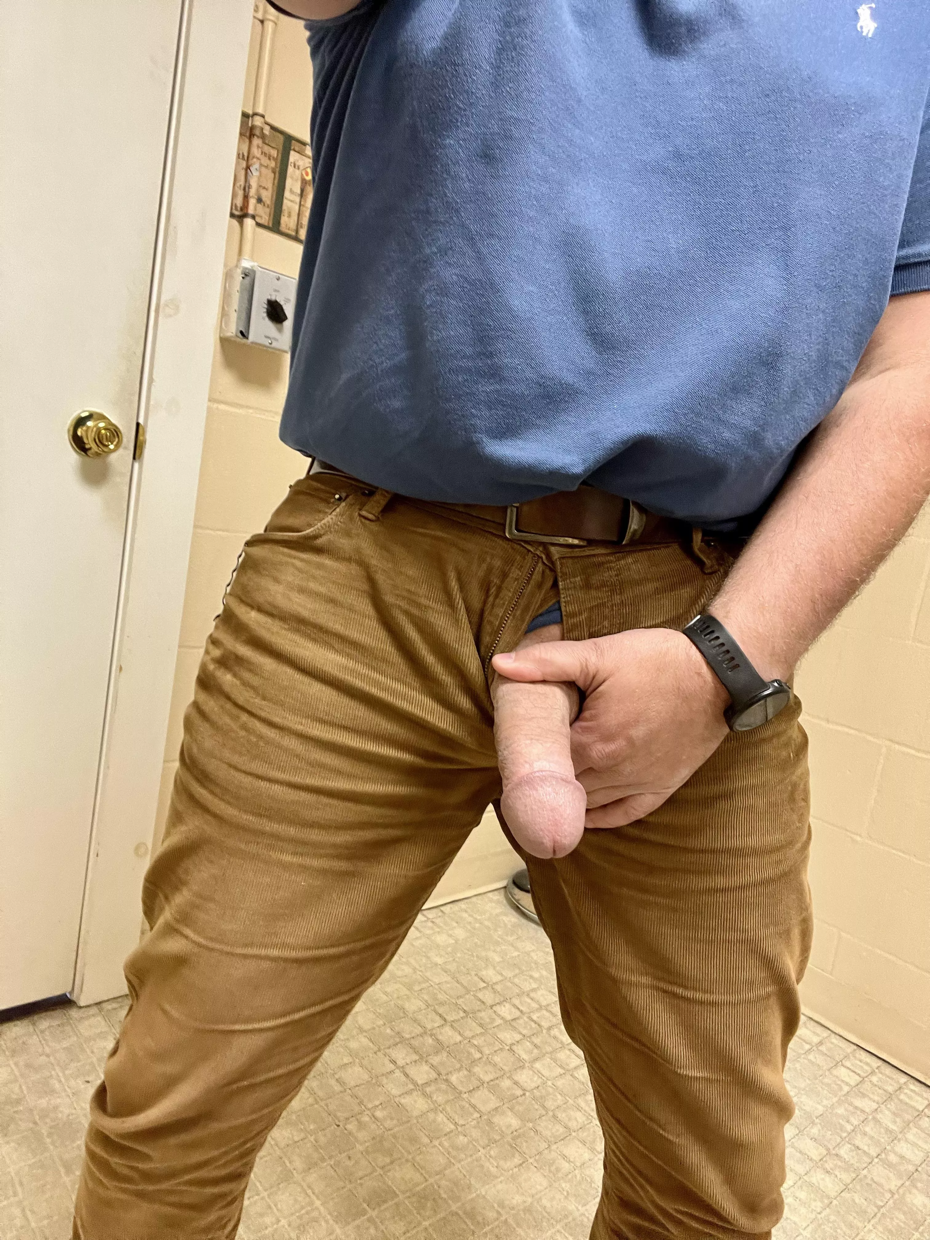 Dad(49) TGIF from Michigan. 2 more hours until the weekend begins