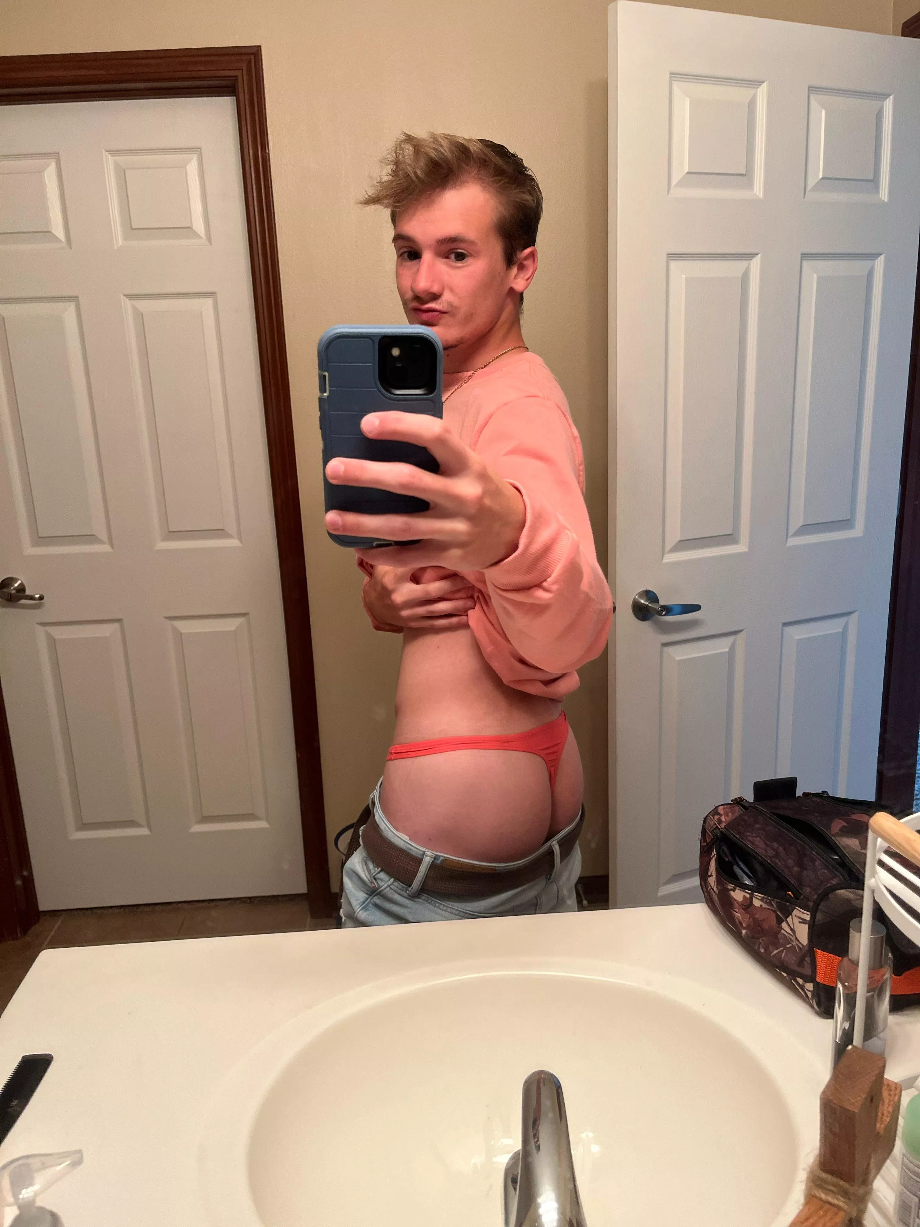 Fridays are for pink🤘🏻