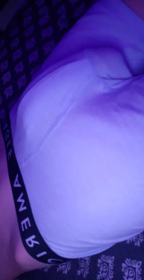 guess the size and ill send u a pic ;)