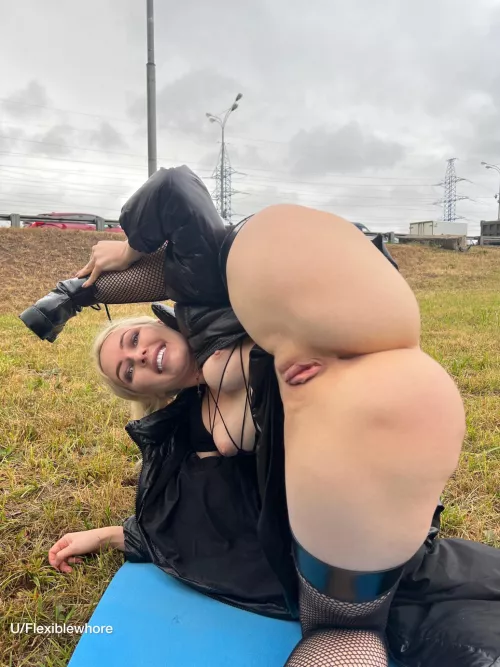 I want to fuck outside in any weather, I want to do it every day😜😋 (f)