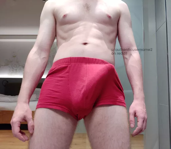 I wonder how much my underwear can stretch 😅