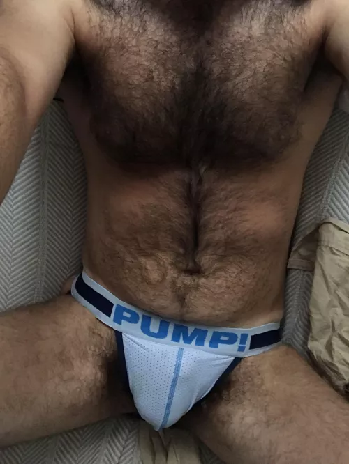 Is this ocnsidered insaenly hairy?