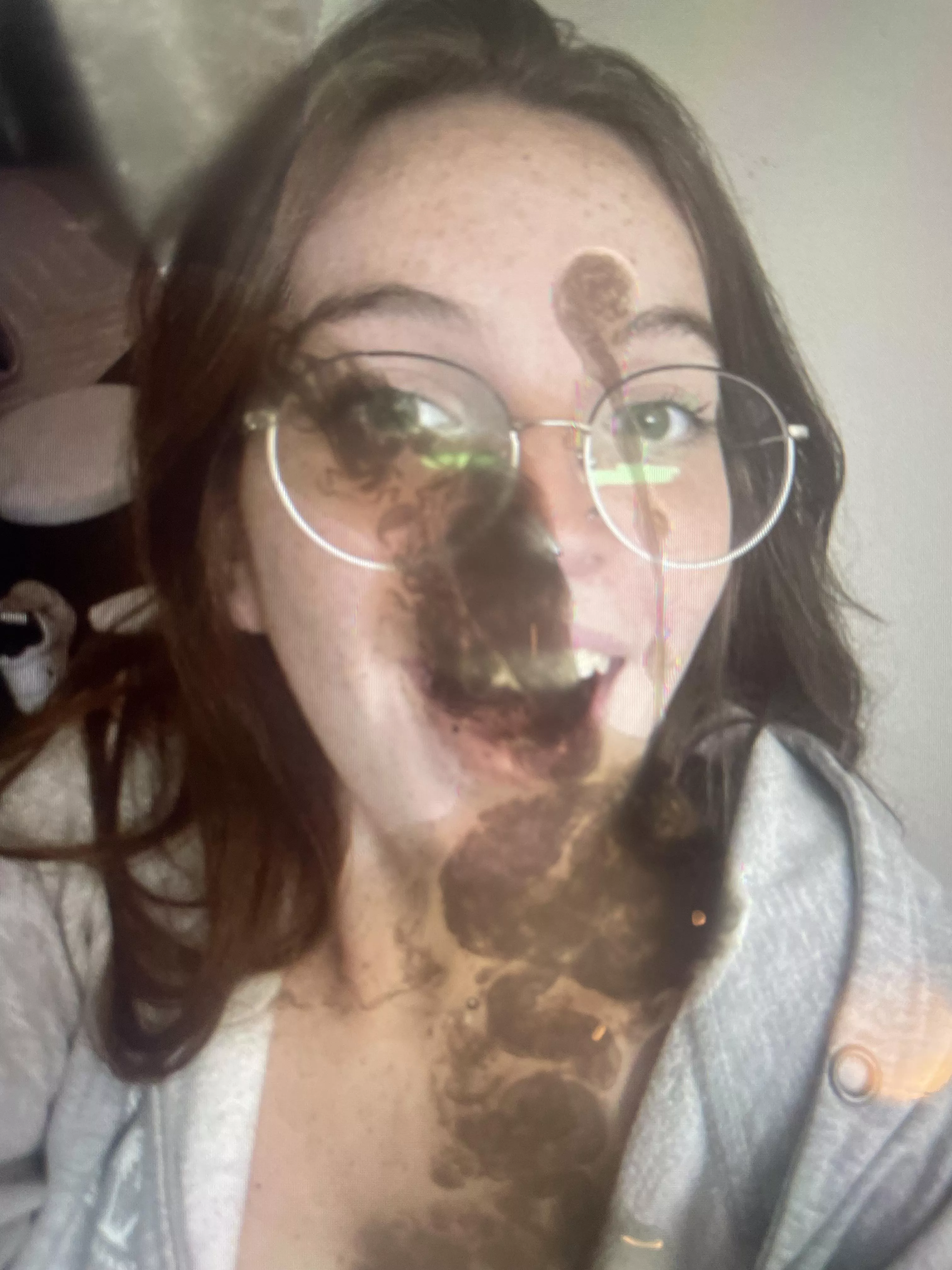 Jizzed on this whores face