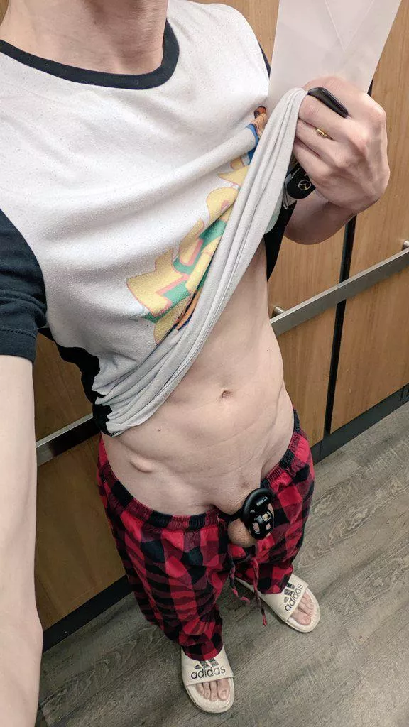 just some morning elevator fun 🔒😜