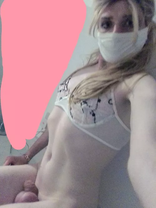 my little 5'4 body. so weak and pathetic