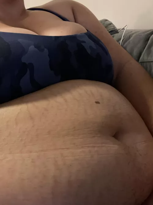 Pregnant with baby #4 but already taking applications for a breeding partner for baby #5 😈