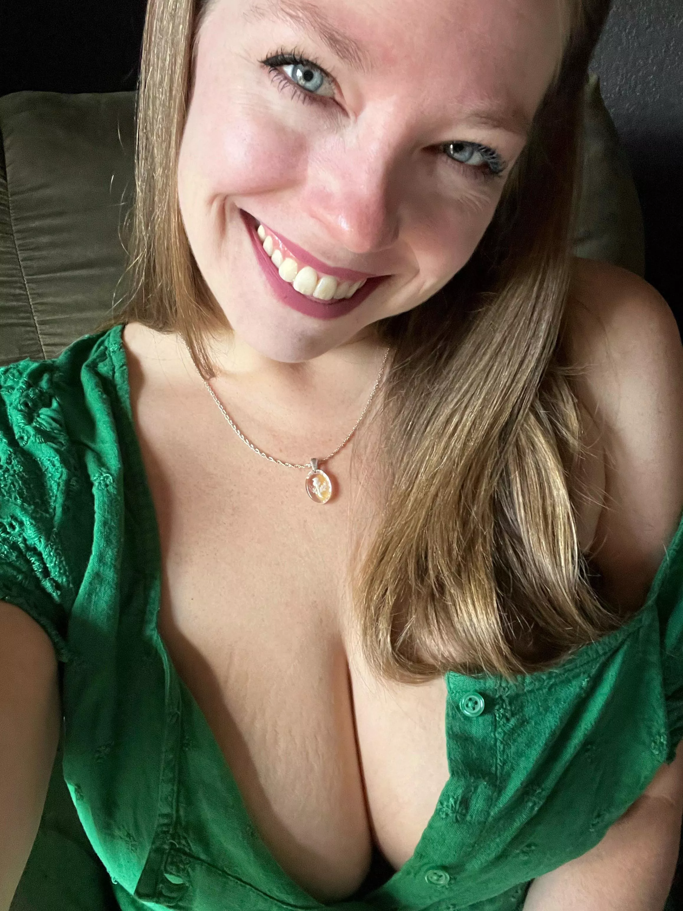 The buttons just won’t stay buttoned 🤔