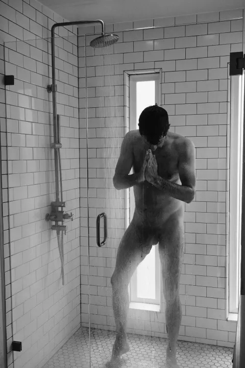 [40] Late morning shower