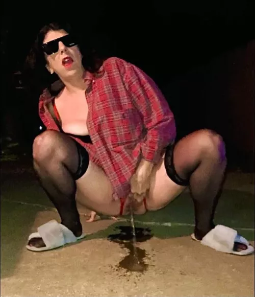 breaking the Golden seal be[f]ore finishing the second beer 🍻 cheers