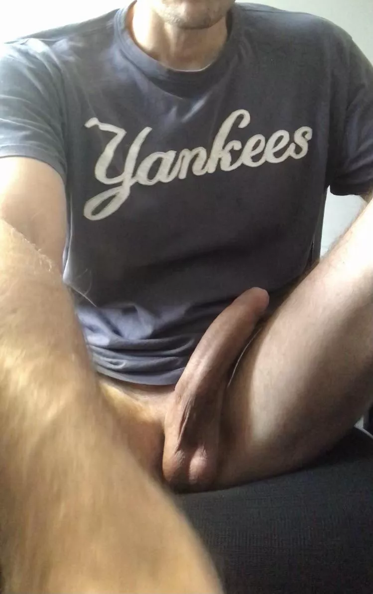 Do my balls look big in this t shirt…