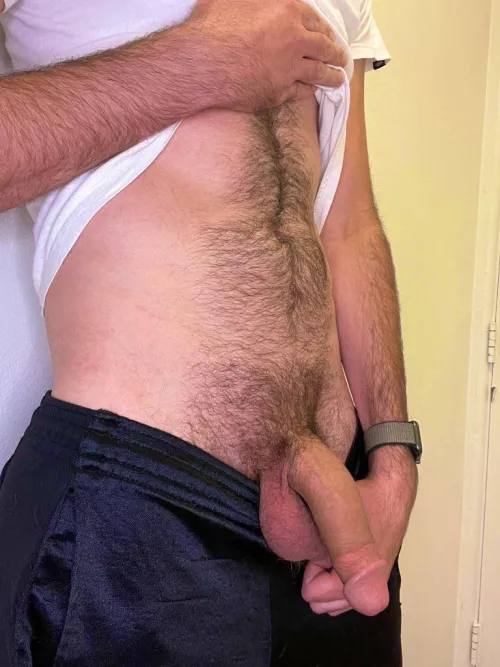 Heading to the gym commando. It’s fun to see who I can catch looking😈