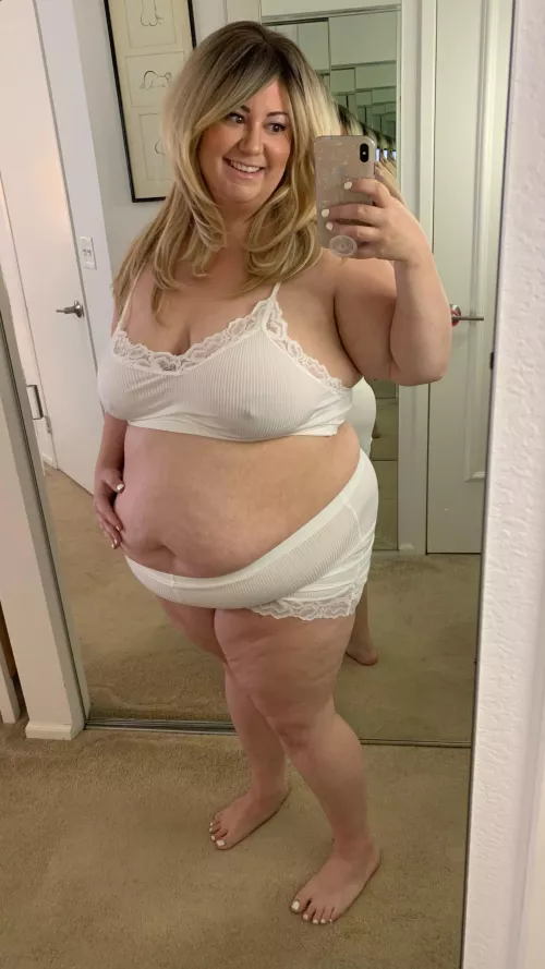 Is your Saturday sexy??😘😘