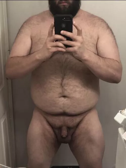 M40 / 6’1” / 275lbs Here I am in all my flaccid glory... Is my body type attractive?