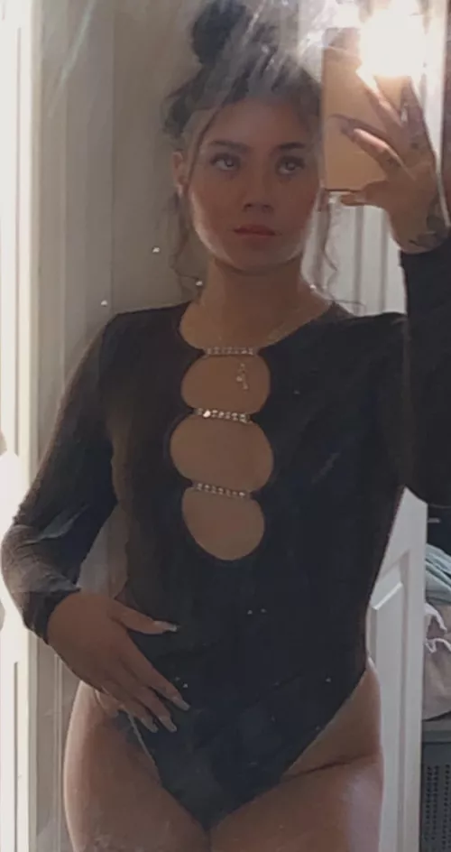 19 ✨ Selling content 😉😈 Dm me or add snap~ Sx19x <3 pics <3 custom content <3 sex tapes <3 video calls <3 live Sexting <3