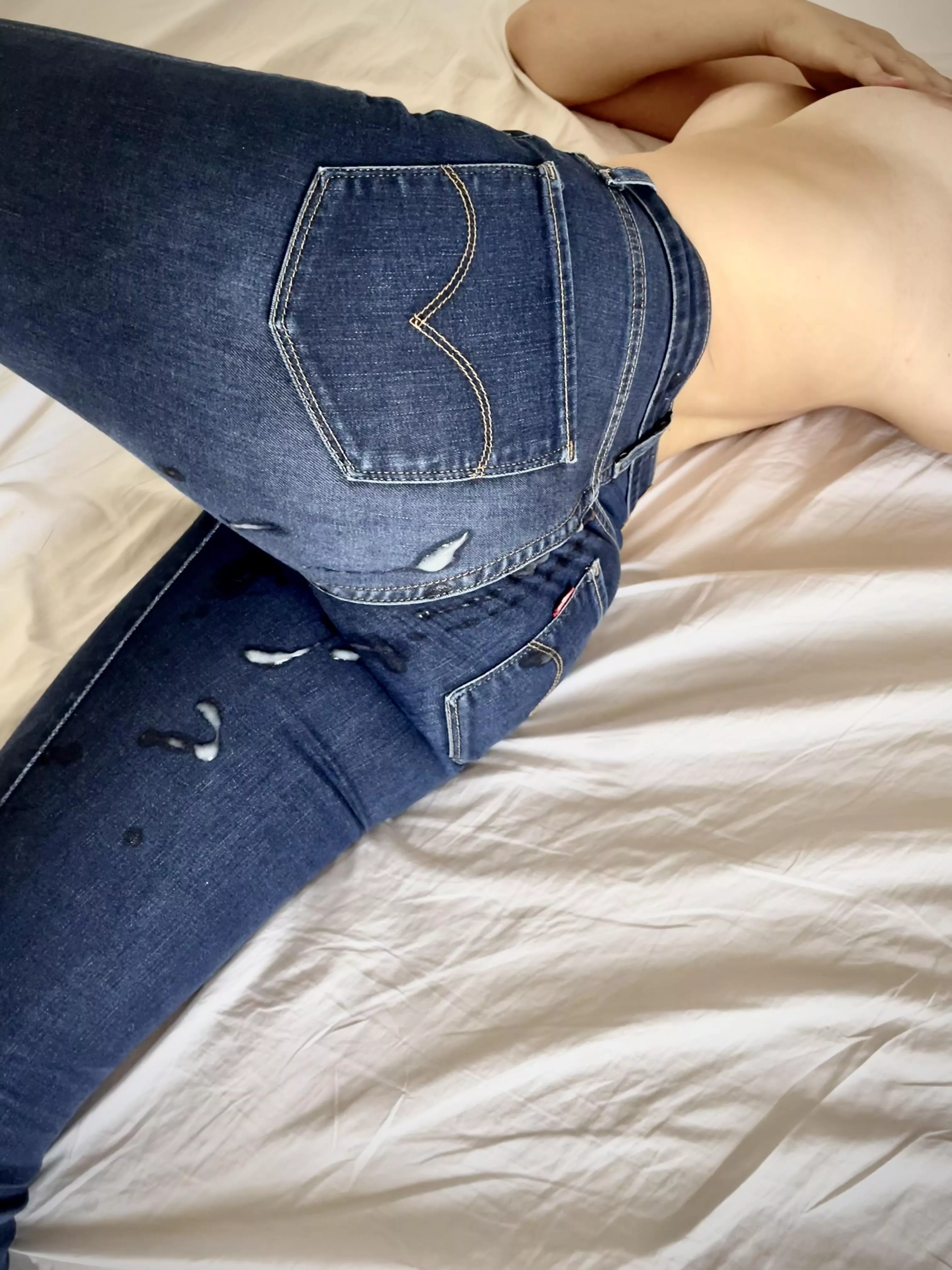 Came all over my cute ass in jeans Came all over my cute ass in jeans