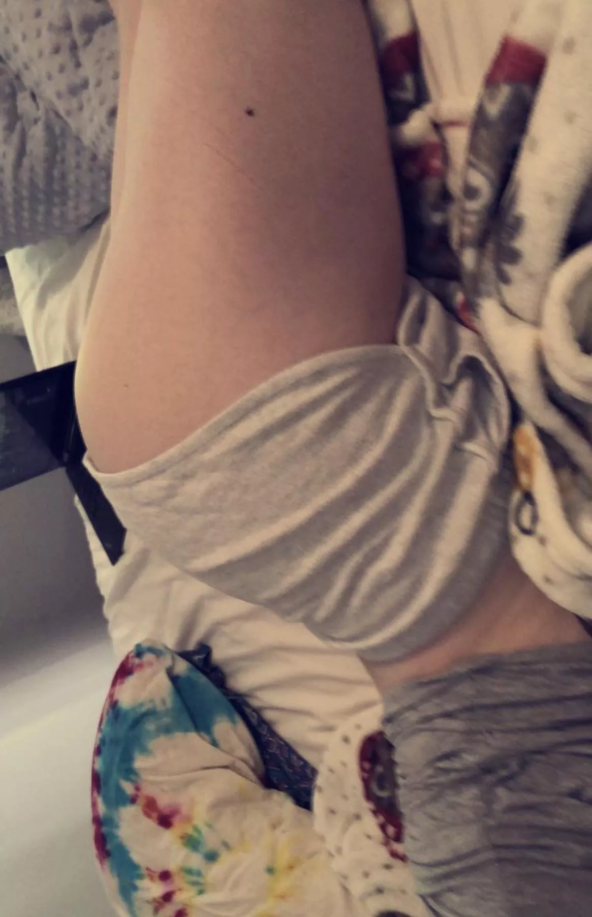Can’t stop thinking about how long it’s been since I’ve felt a cock & how terrified but excited I’d be to find out I was pregnant 😧🤤 I’m having one of those nights where my mind just can’t think of anything else…
