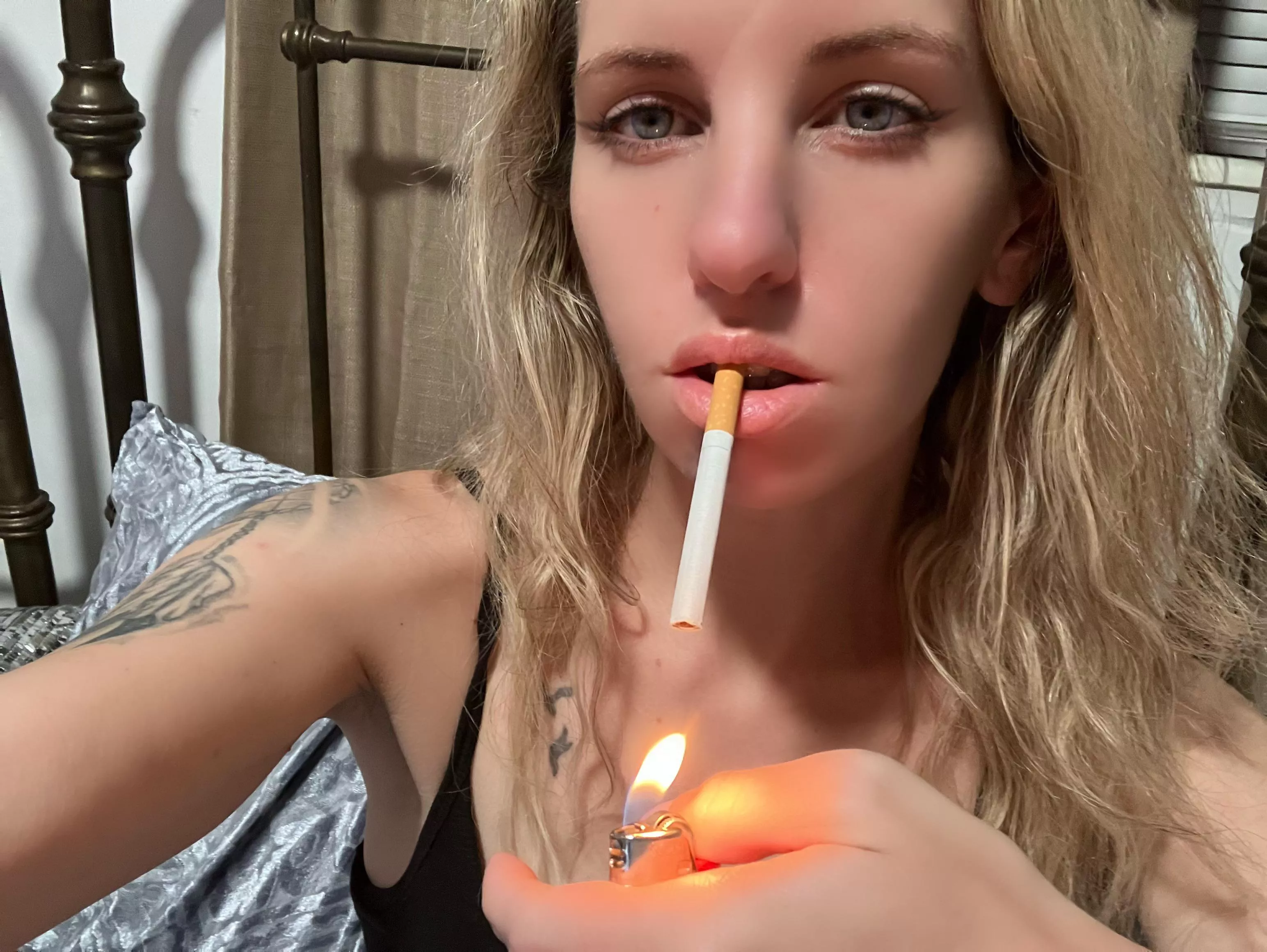 Care to join me for a late night smoke session love? ❤️