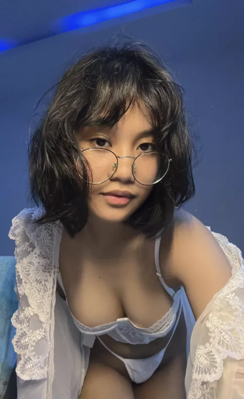 do you think the glasses suit me? I was a little insecure about them 🥺