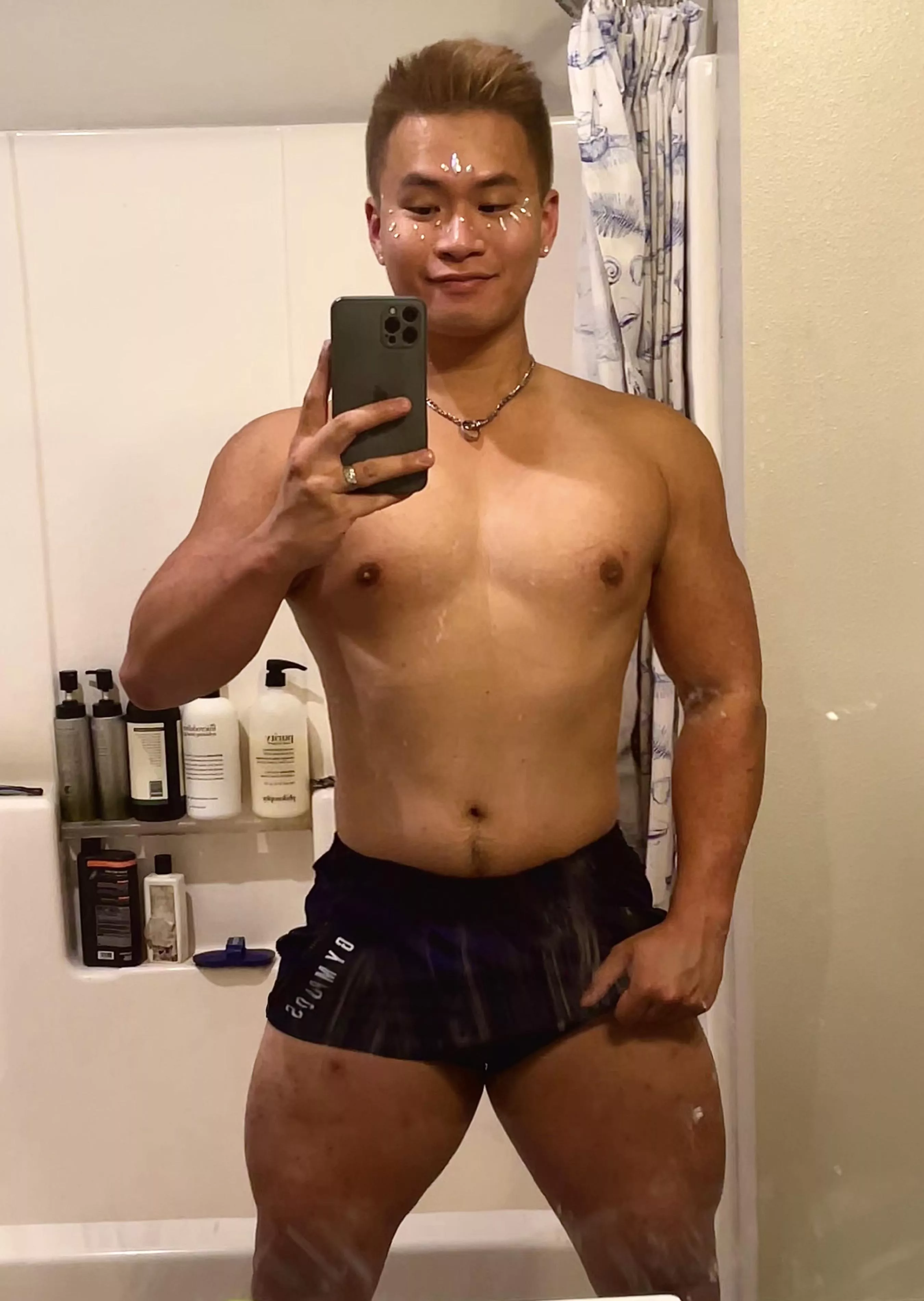 Friendly reminder that we all have both masc and fem traits. Don’t fit into those tiny boxes so the heteronormative society could categorize you so comfortably, do you, be you, disregard the rest. Why you gotta be masc or fem, when you could be everywh